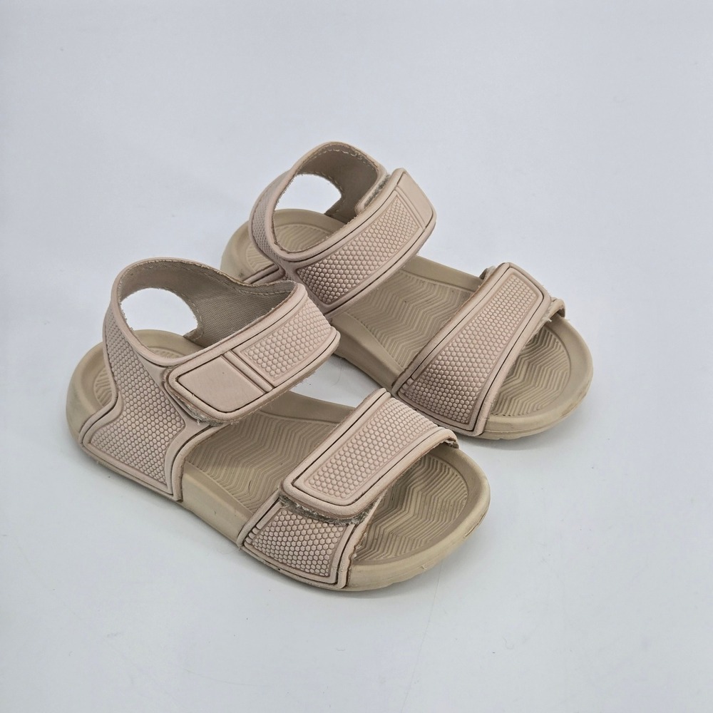 Robeez River Gem Barefoot Sport Water Sandals Tan Toddler 8 Wide Toe Box